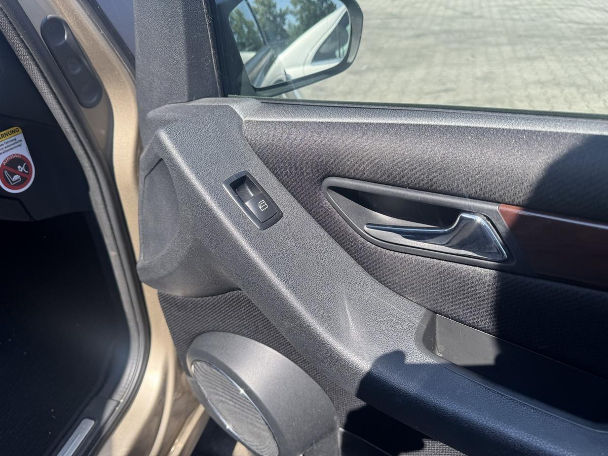 Mercedes A Klasse W169 original T&uuml;r vorn rechts 791 D&uuml;nenbeige 5-T&uuml;rer Rohbau Bj.2007